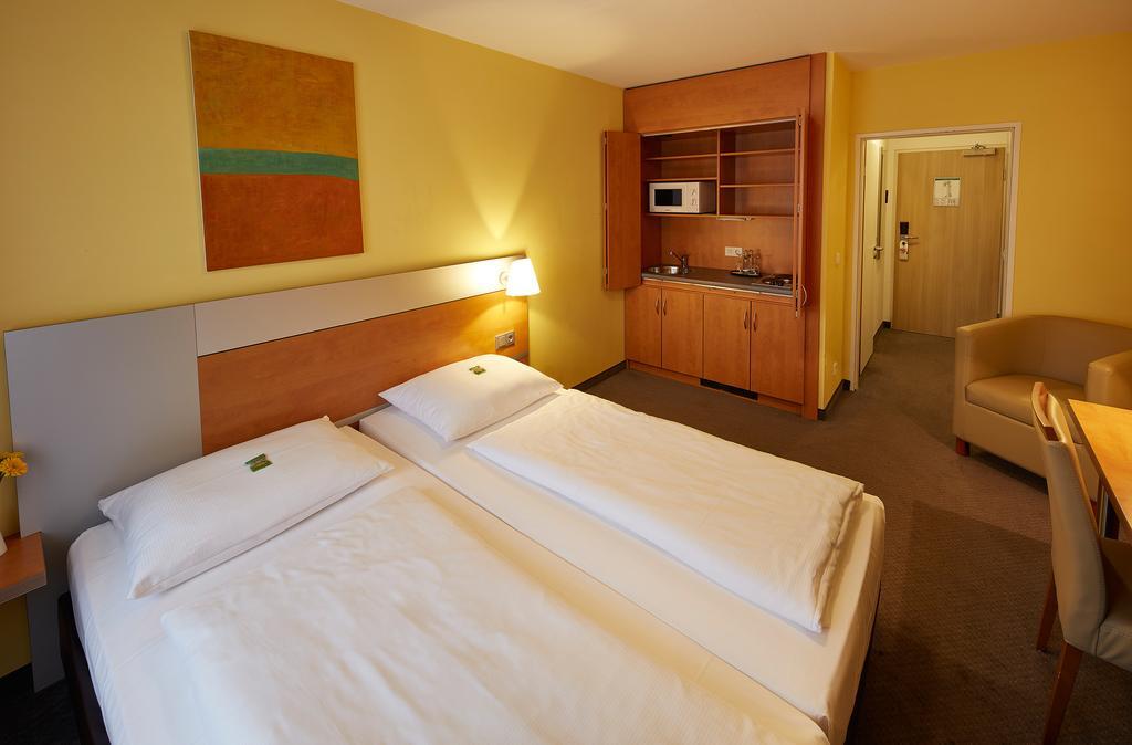 Ghotel Hotel & Living Muenchen-City Δωμάτιο φωτογραφία